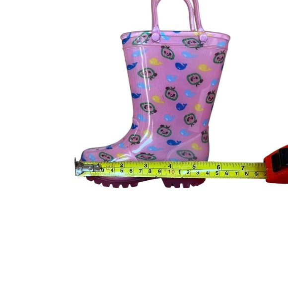 Cocomelon Toddler Girls Pink Rain Boots Size 5 Waterproof Cartoon Spring - Picture 8 of 9